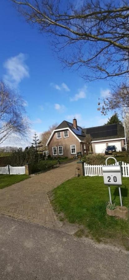 Superior Familiekamer 4 Personen Of Privekamer 2 Personen Homestay